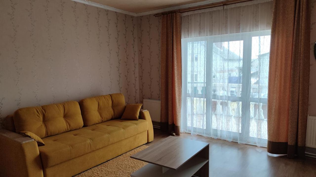 Дом С Бассейном И Сауной Villa Boryspilʼ Exteriör bild