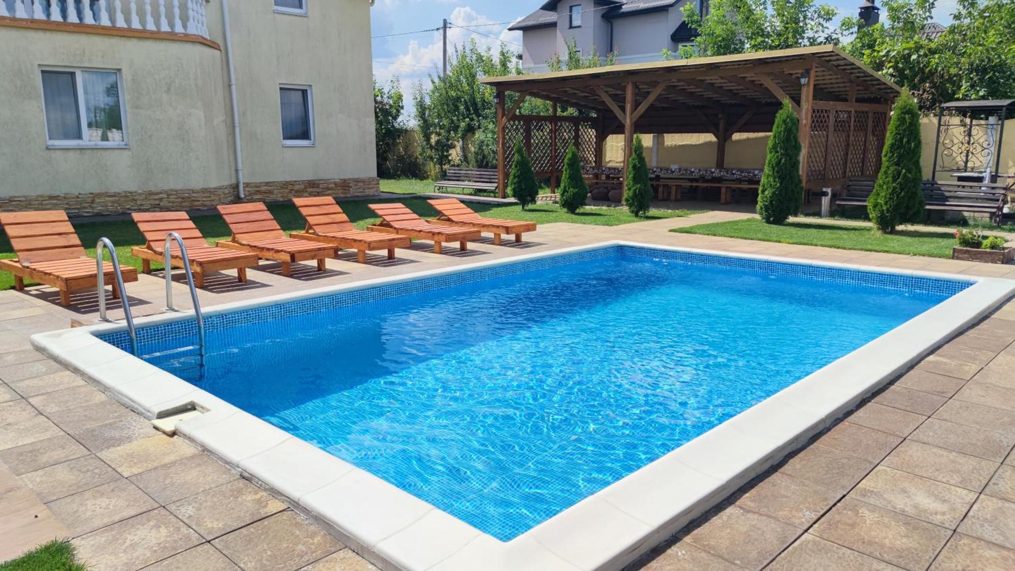 Дом С Бассейном И Сауной Villa Boryspilʼ Exteriör bild